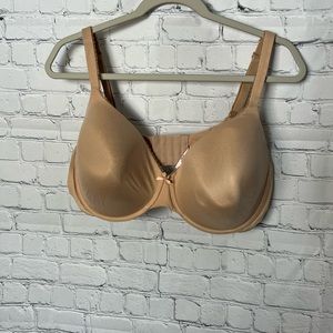 Victoria’s Secret body by Victoria Underwire Bra